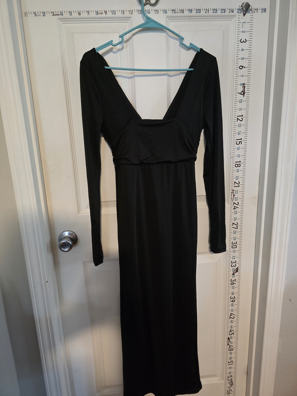 Aroen Black Long Sleeve Maxi Dress Size Small Deep V Neck Stretchy Elegant - Picture 2 of 3